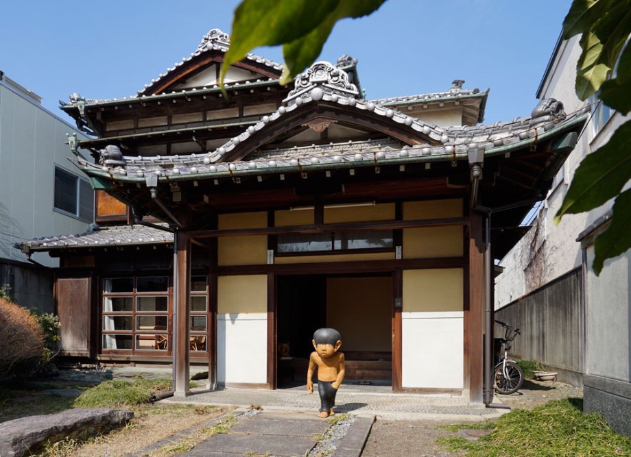 あしかがアートクロス「古民家に棲む」